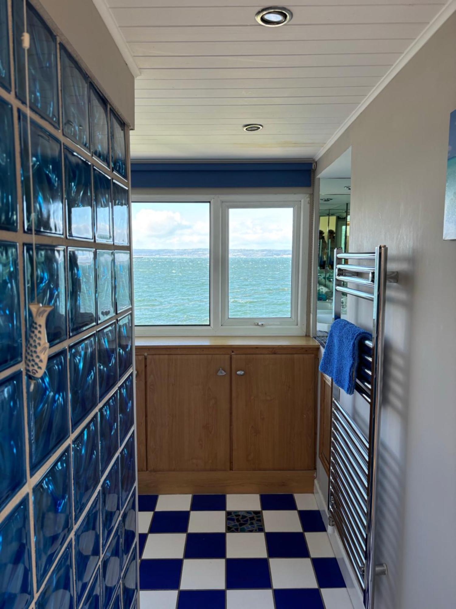 Splash Cottage Beach House With Sea Lapping Garden Bangor  Exteriér fotografie