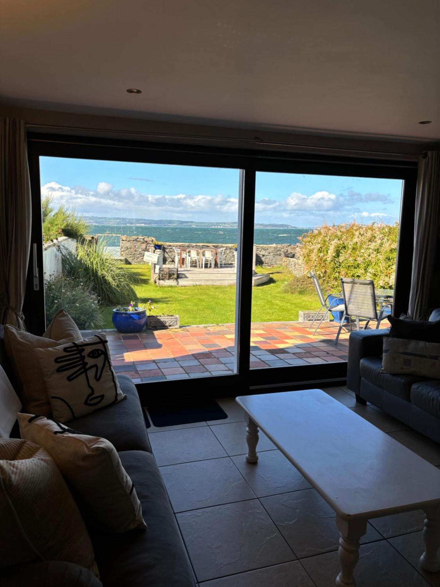 Splash Cottage Beach House With Sea Lapping Garden Bangor  Exteriér fotografie